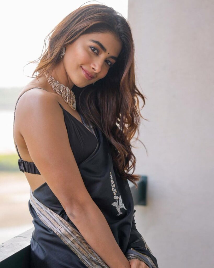 Pooja Hegde Banarasi Noir Blossom Saree