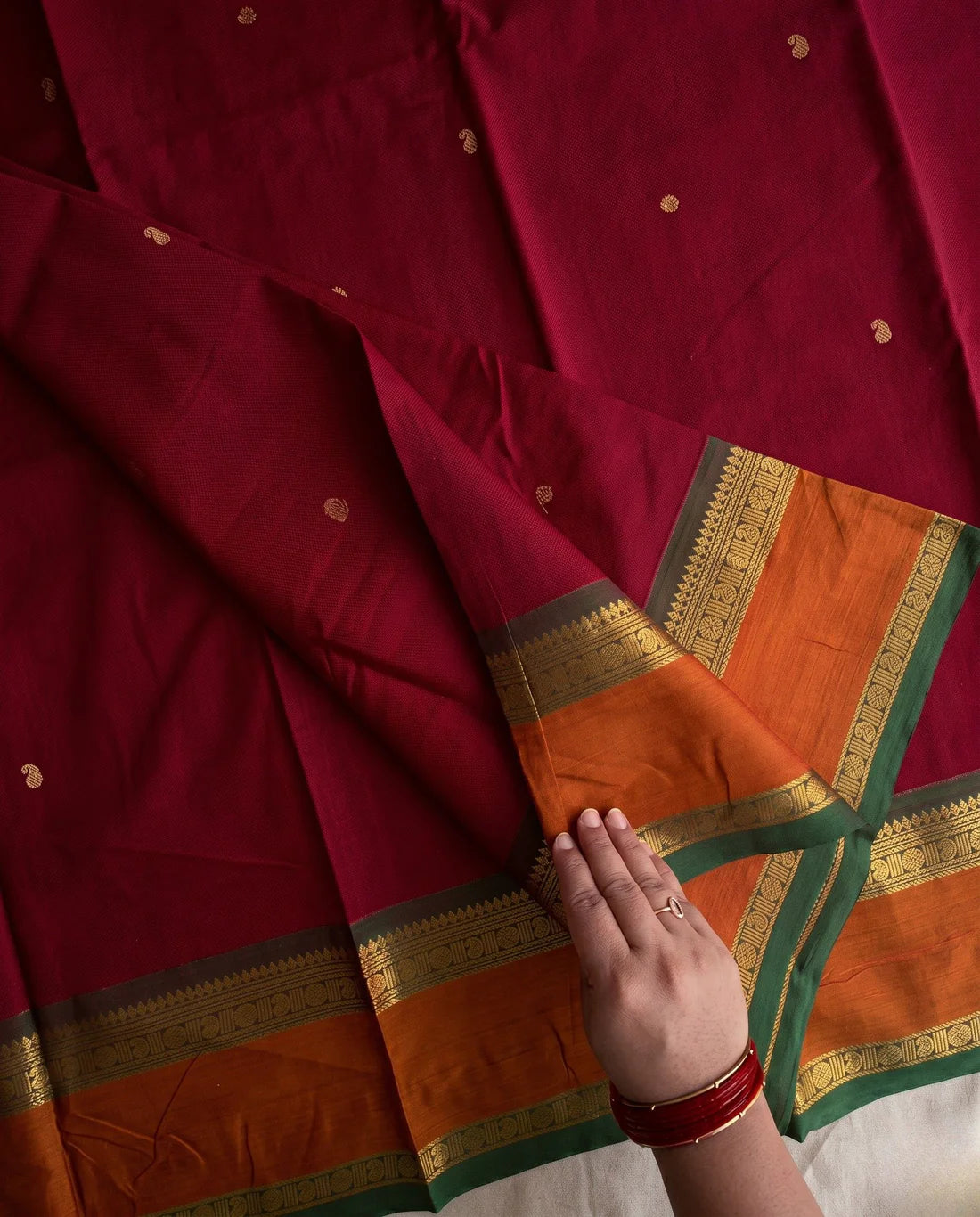 Sindhu - Red Contrast Orange Temple Border Kanchipuram Silk Saree  Sreelakshmi K.