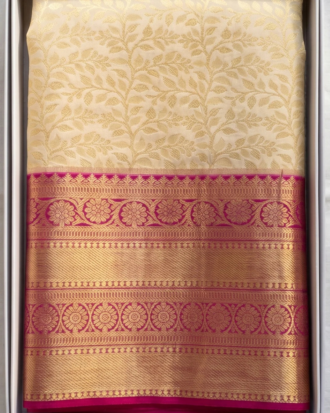 Aaradhya - Ivory Silk Saree With Pink Border