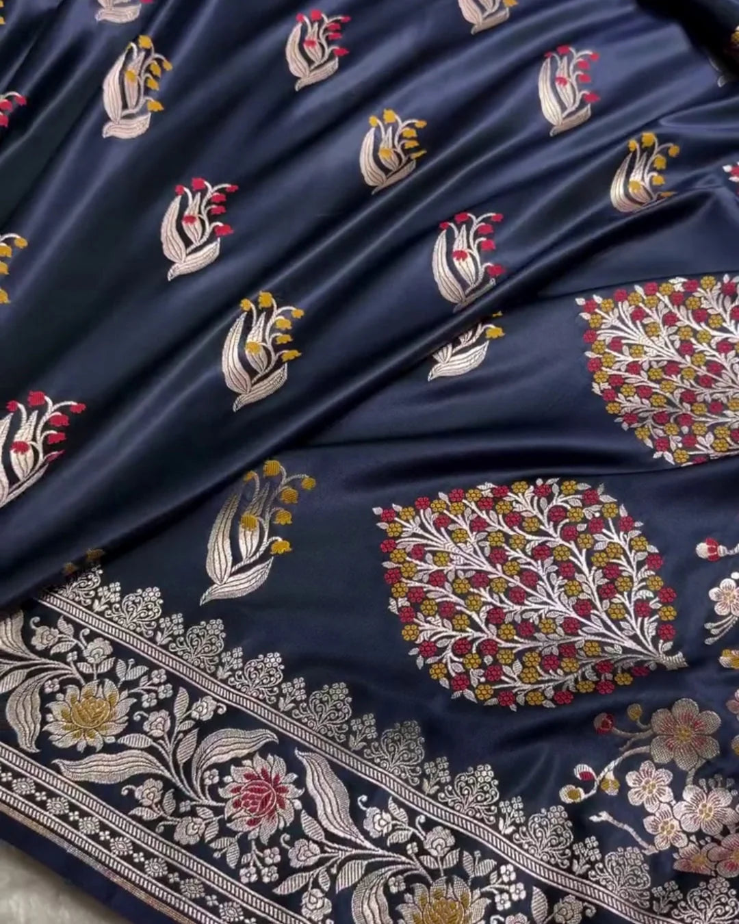 Viha -Royal Banarasi Wedding Silk Saree