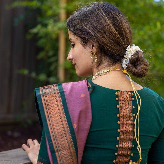 Bewitching Lavender Soft Silk Saree