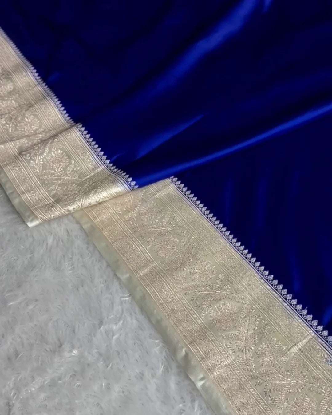 Mrinalini – Royal Blue Silver Heritage Banarasi Saree