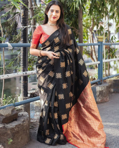 Dissemble Black Soft Silk Saree With Staggering Blouse Piece