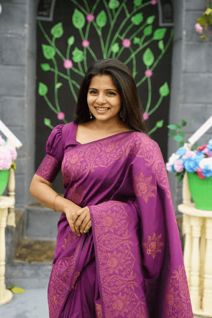 Ephemeral Purple Soft Silk Saree With Excellent Blouse Piece