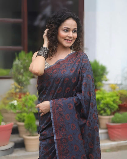 Desiring Black Soft Silk Saree With Lissome Blouse Piece