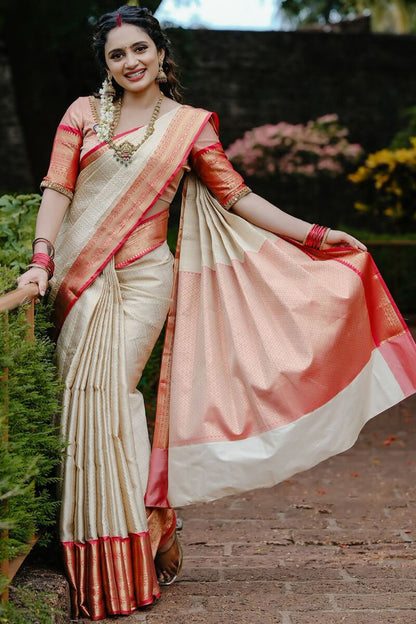Desultory Beige Soft Silk Saree With Snappy Blouse Piece