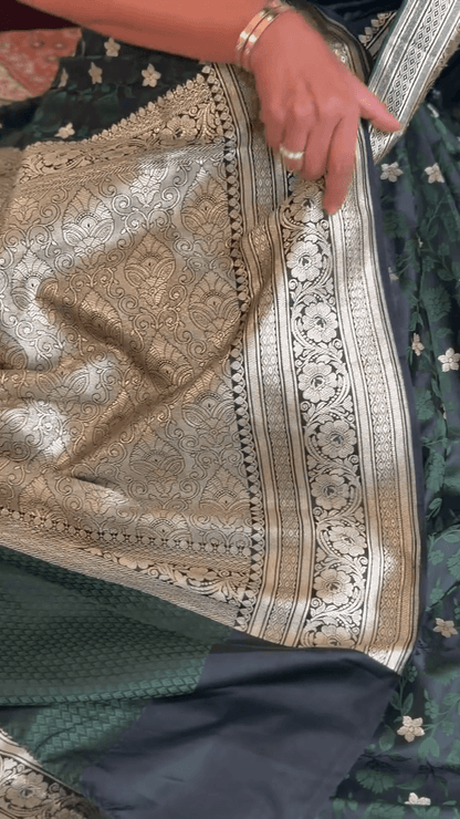 Ratatouille Dark Green Soft Silk Saree With Pulsating Blouse Piece
