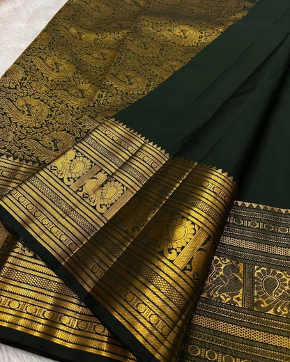 Dark Green Soft Banarasi Silk Saree With Amiable Blouse Piece