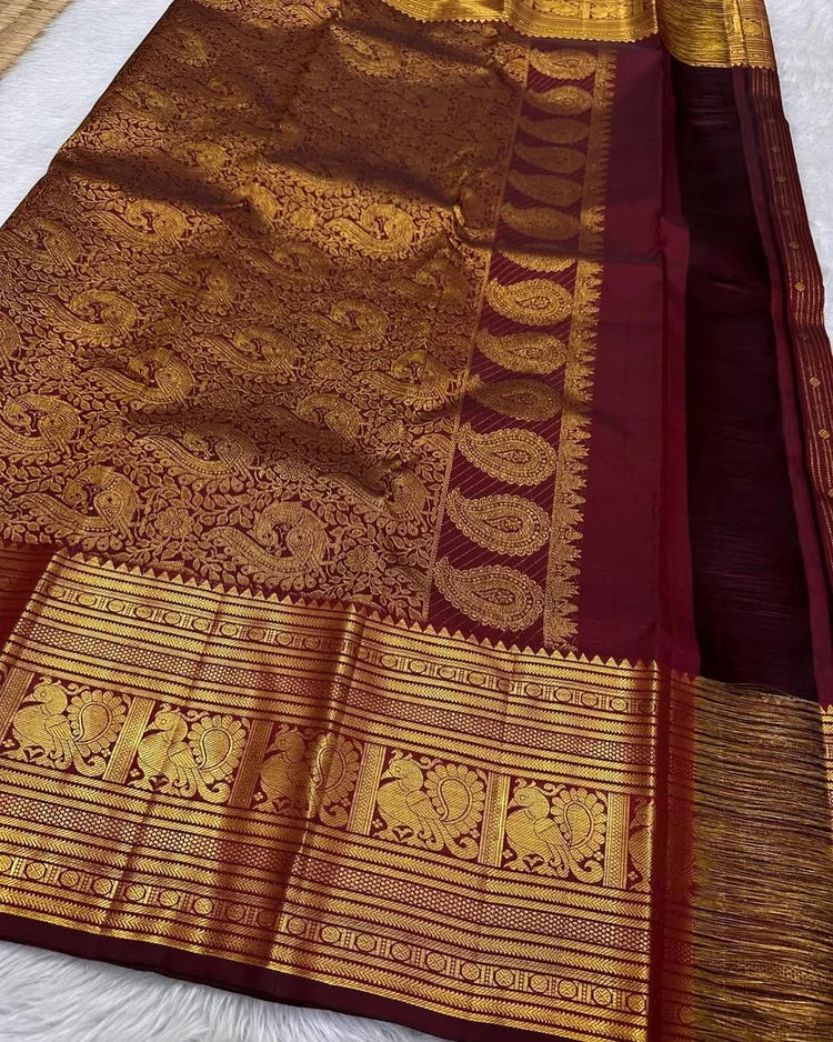 Maroon Soft Banarasi Silk Saree With Inimitable Blouse Piece