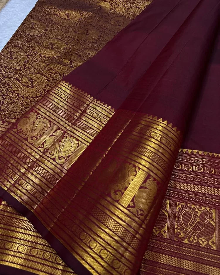 Maroon Soft Banarasi Silk Saree With Inimitable Blouse Piece