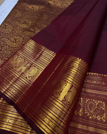 Maroon Soft Banarasi Silk Saree With Inimitable Blouse Piece