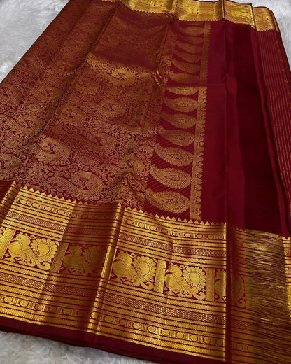 Red Soft Banarasi Silk Saree With Conflate Blouse Piece