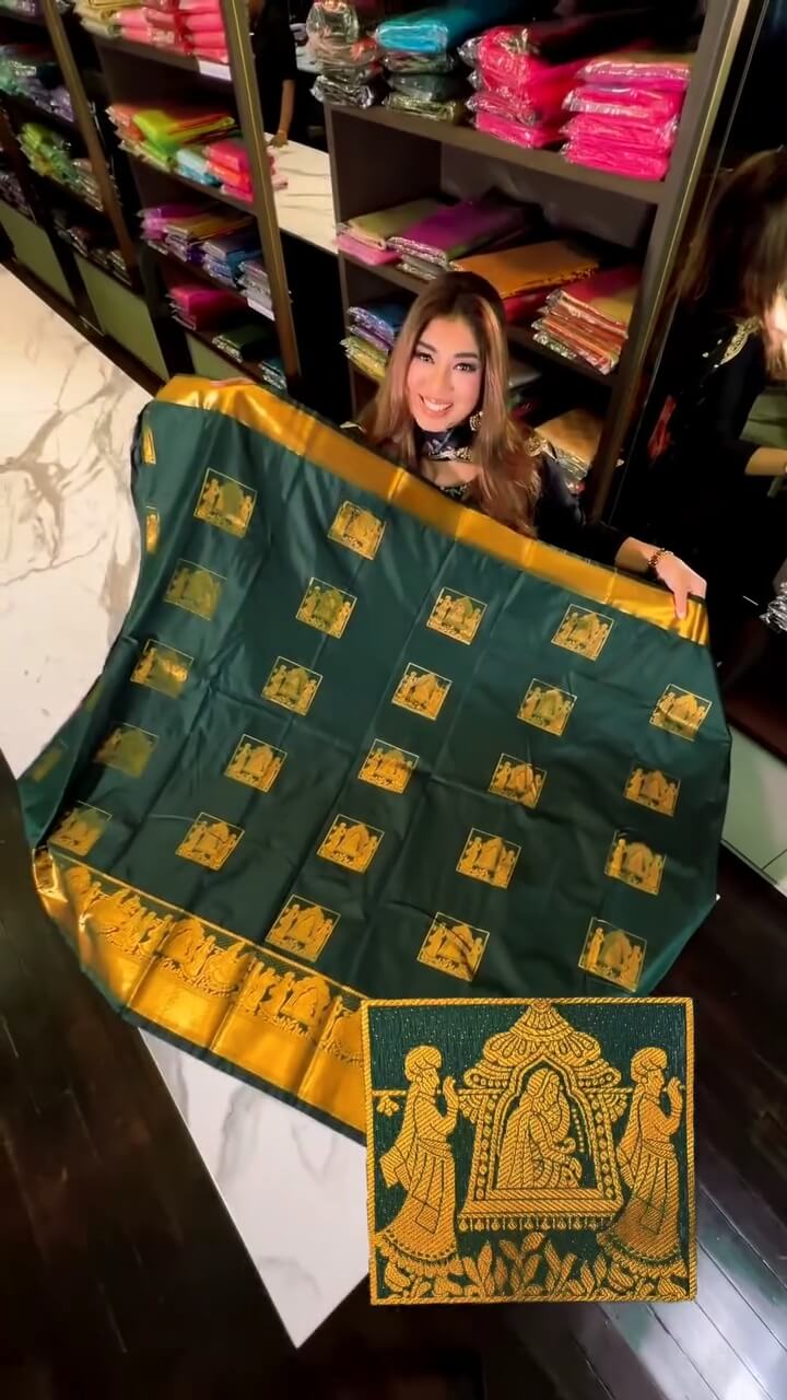 Angelic Dark Green Soft Banarasi Silk Saree With Deserving Blouse Piece