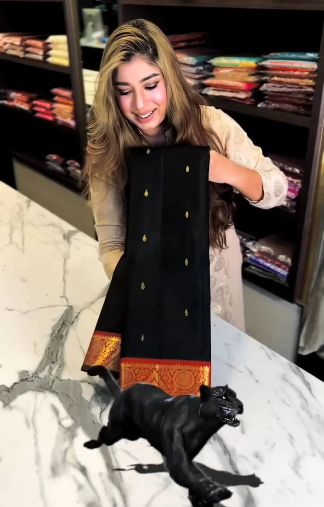 Magnificat Black Soft Banarasi Silk Saree With Confounding Blouse Piece