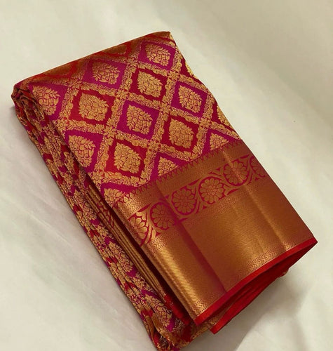Glamorous Red Soft Silk Saree With Imaginative Blouse Piece