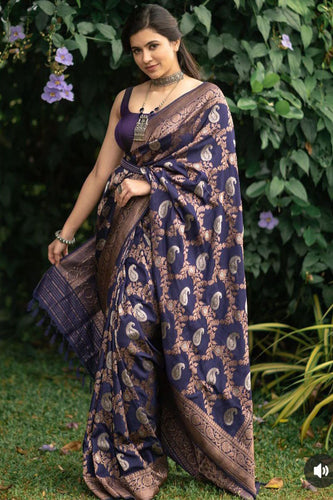 Engrossing Navy Blue Soft Silk Saree With Delightful Blouse Piece