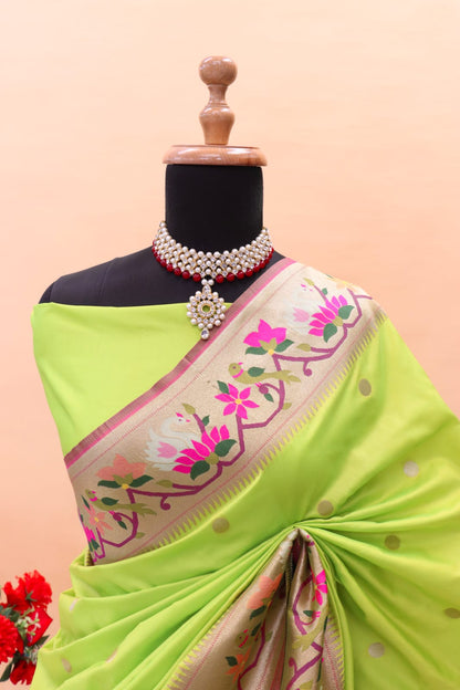 Extraordinary Parrot Paithani Silk Saree With Lovely Blouse Piece