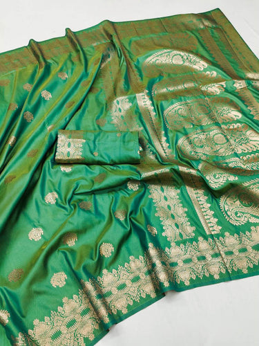 Symmetrical Green Soft Banarasi Silk Saree With Traditional Blouse Piece