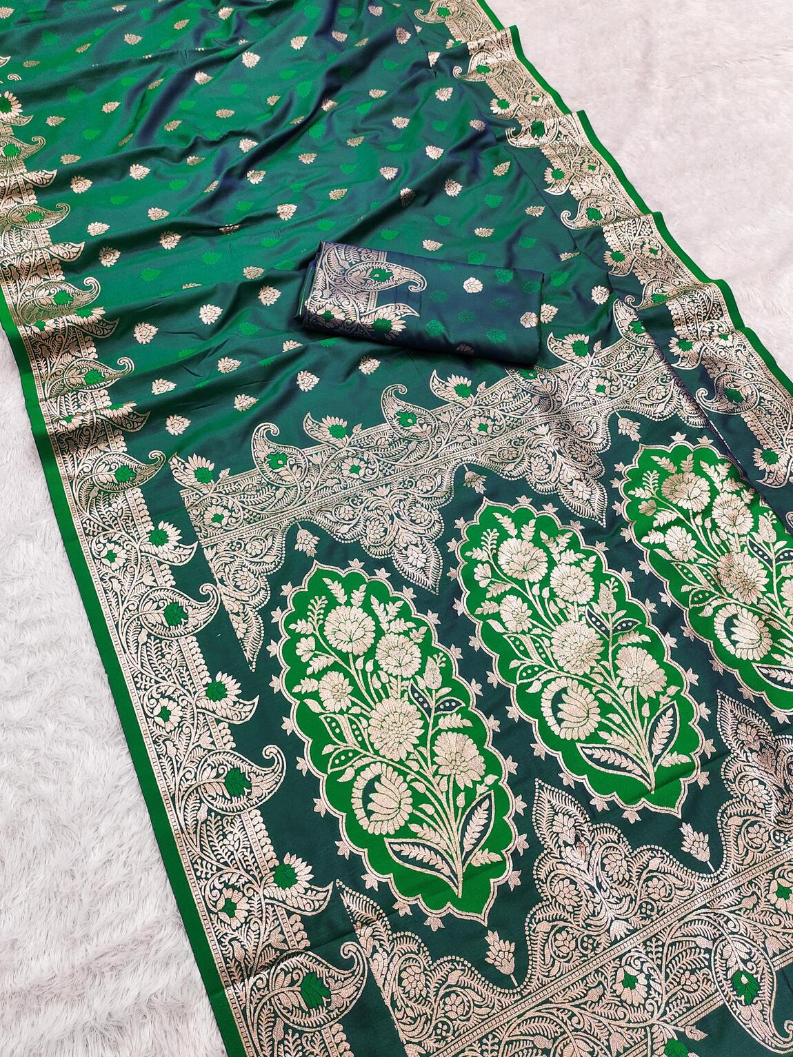 Engrossing Rama Soft Banarasi Silk Saree With Adorable Blouse Piece