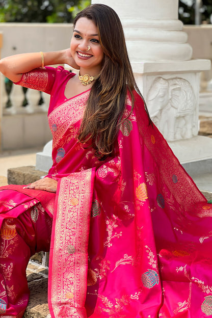 Forbearance Dark Pink Soft Banarasi Silk Saree With Redolent Blouse Piece