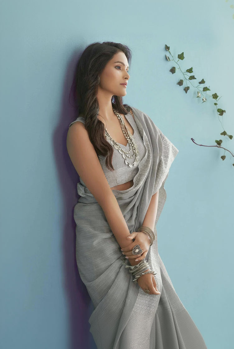 Innovative Grey Lucknowi Silk Saree With Phenomenal Blouse Piece