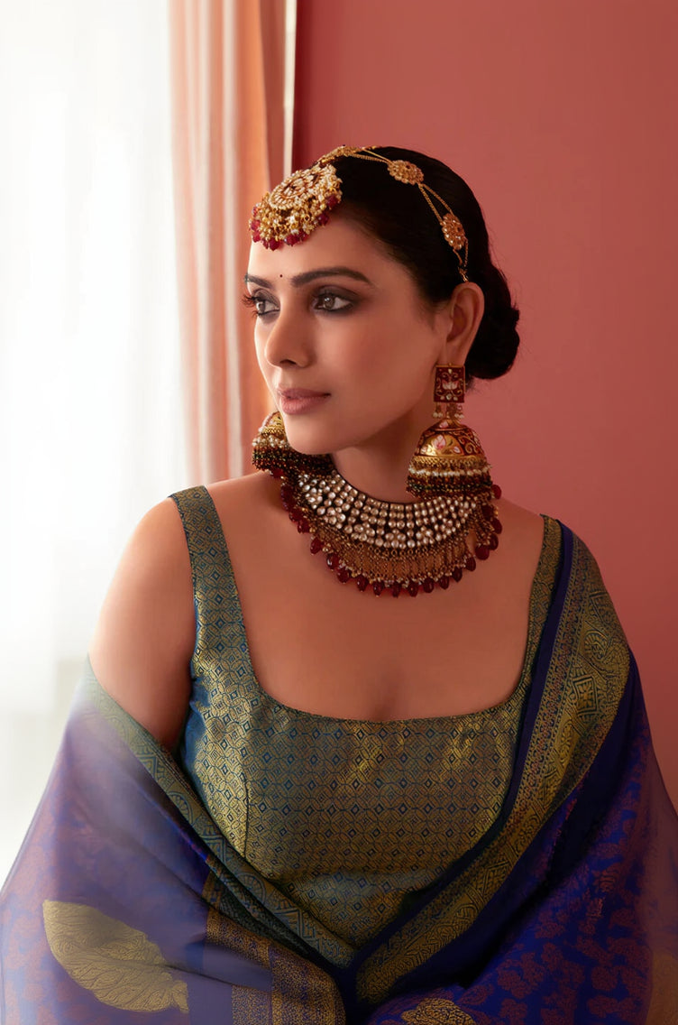 Amazing Navy Blue Kanjivaram Silk Saree With Mesmerising Blouse Piece
