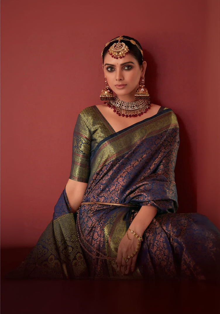 Amazing Navy Blue Kanjivaram Silk Saree With Mesmerising Blouse Piece