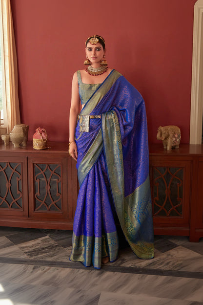 Phenomenal Red Kanjivaram Silk Saree With Appealing Blouse Piece