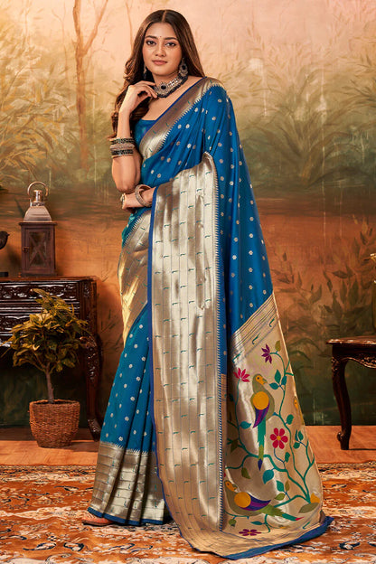 Prominent Dark Green Paithani Silk Saree With Ethnic Blouse Piece