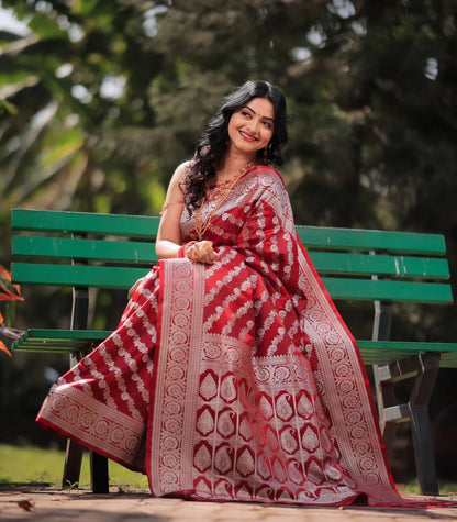 Incredible Red Soft Silk Saree With Redolent Blouse Piece
