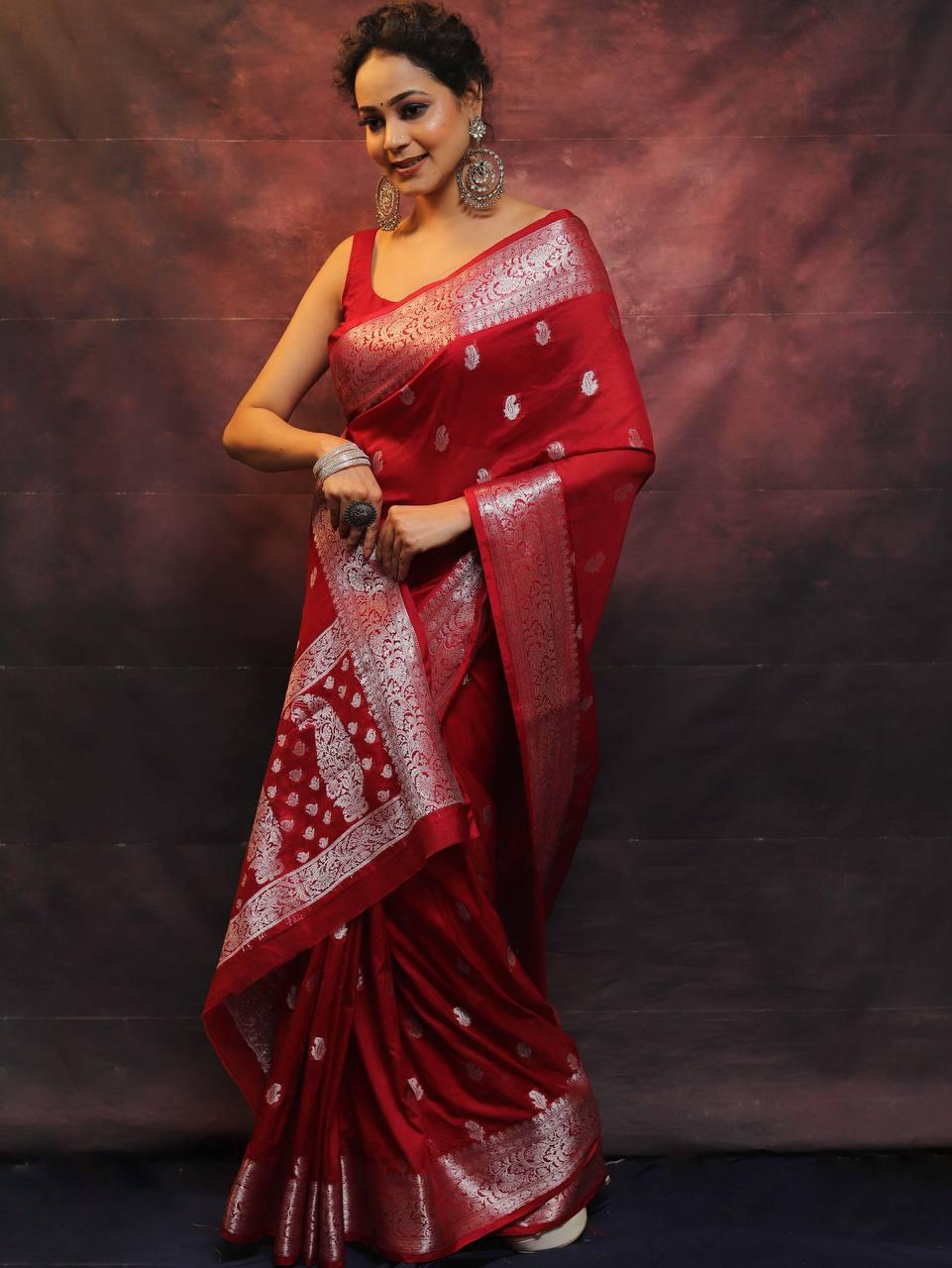 Appealing Red Soft Silk Saree With Blooming Blouse Piece