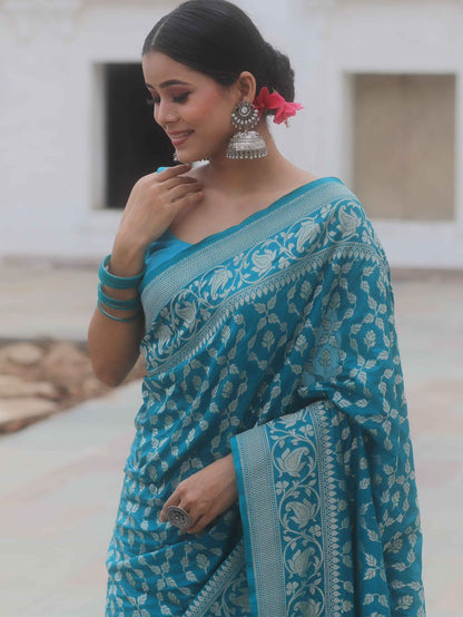 Extraordinary Firozi Soft Silk Saree With Lovely Blouse Piece