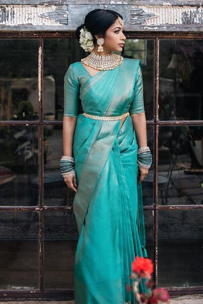 Phenomenal Firozi Soft Silk Saree With Preferable Blouse Piece