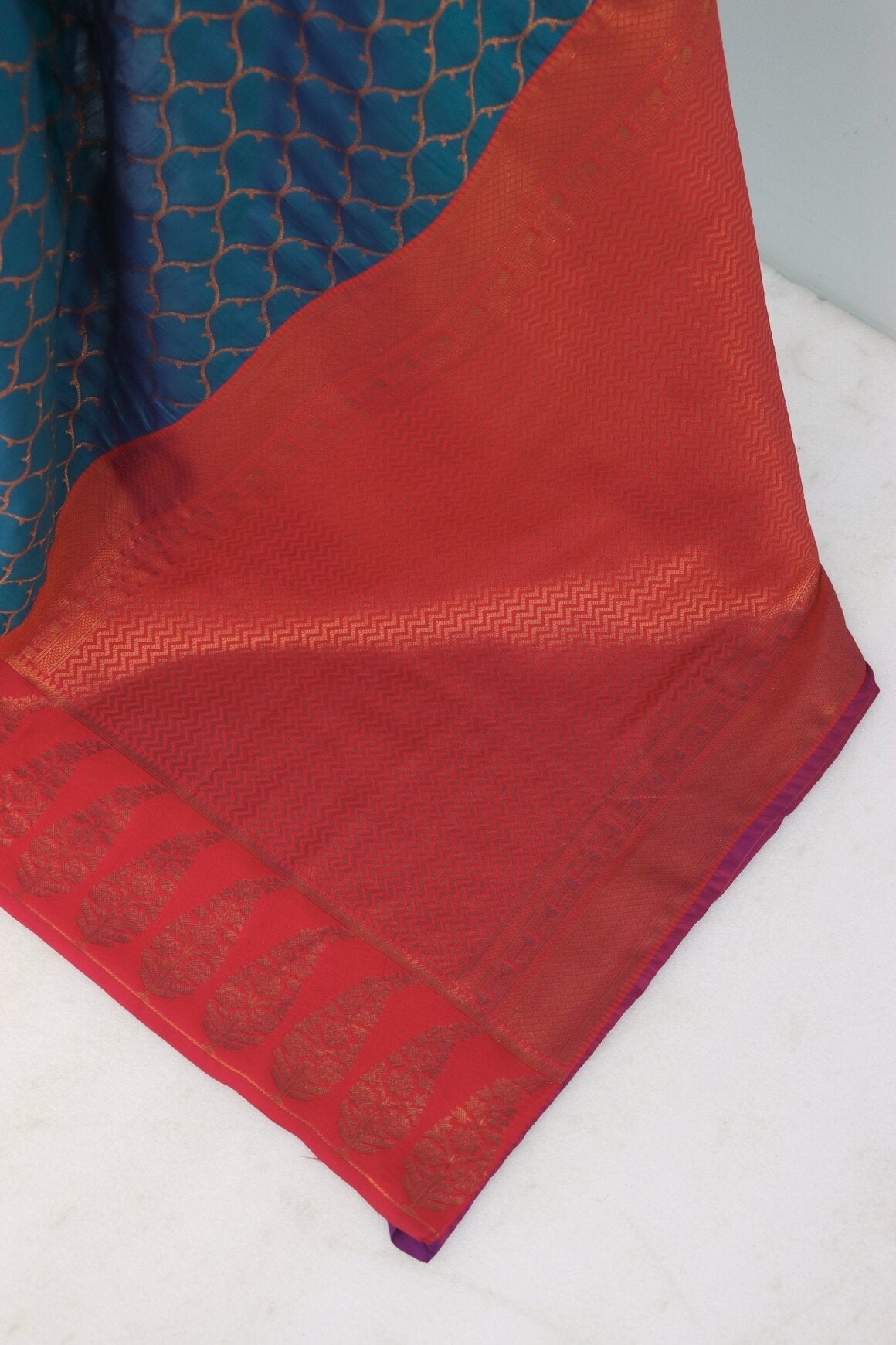 Adoring Navy Blue Soft Banarasi Silk Saree With Brood Blouse Piece