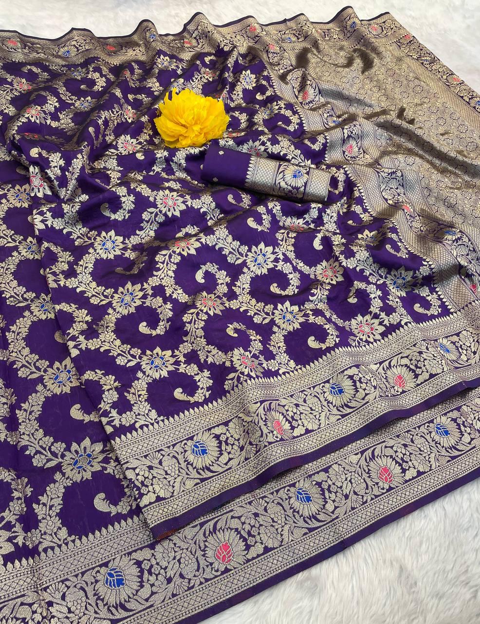 Luxuriant Purple Soft Banarasi Silk Saree With Fragrant Blouse Piece
