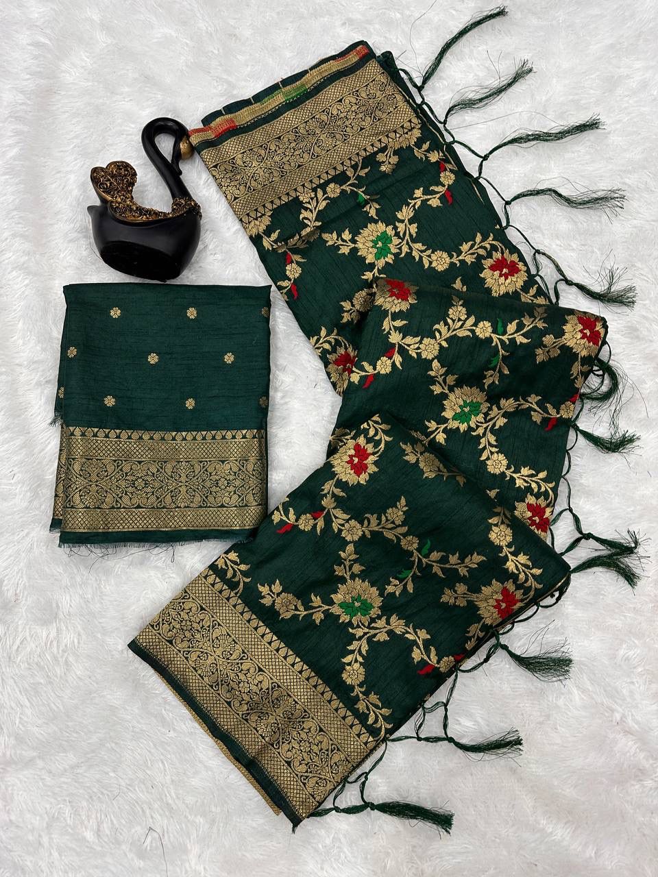 Abigail Green Soft Silk Floral Saree with Golden Jacquard Border & Unstitched Blouse Piece