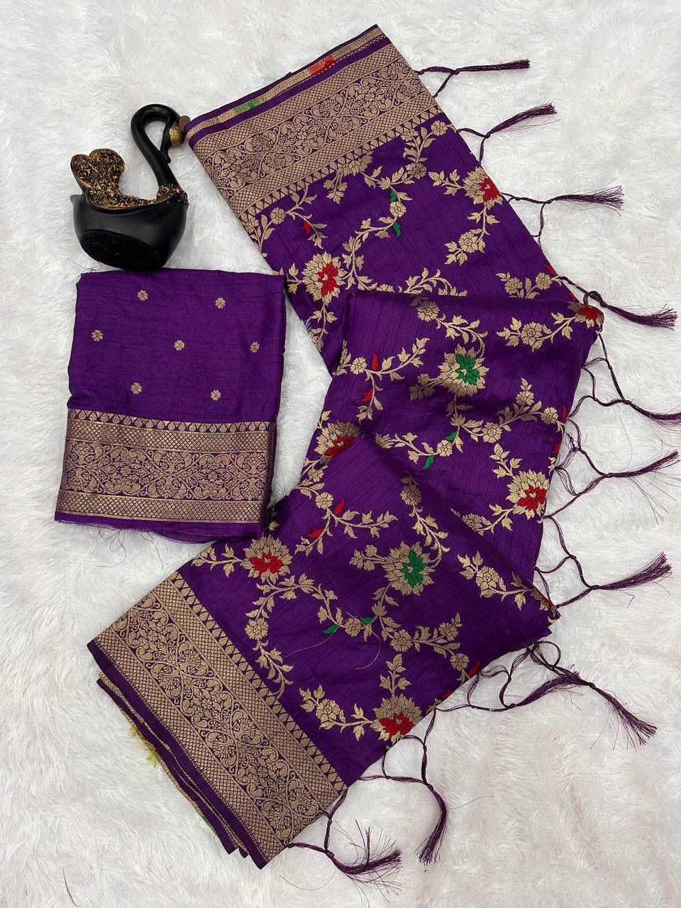 Abigail Purple Soft Silk Floral Saree with Golden Jacquard Border & Unstitched Blouse Piece