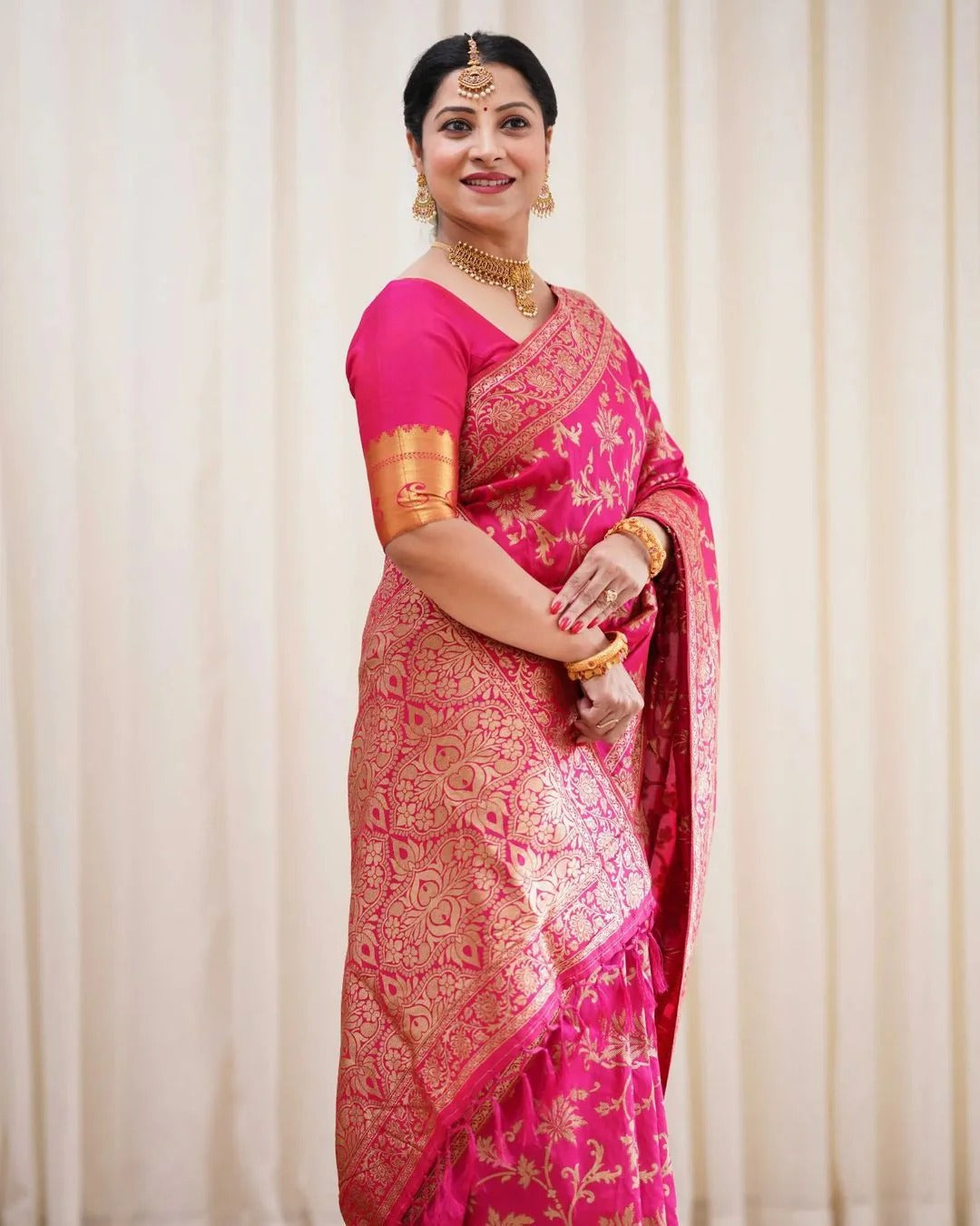 Rukmini – Dark Pink Soft Banarasi Silk Saree with Jacquard Weaving