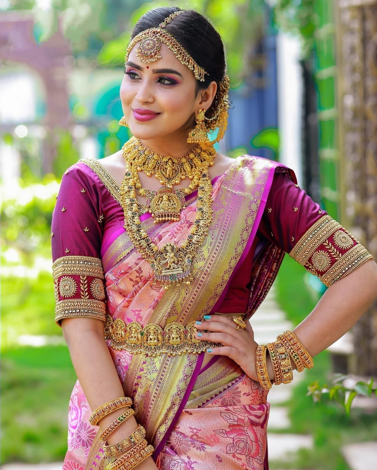 Ishvika - Pink Banarasi Silk Saree with Antique Gold Border and Dark Pink Blouse