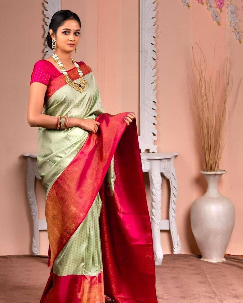Pista With Green Soft Lichi Silk Woven Kanjivaram Saree Weaving