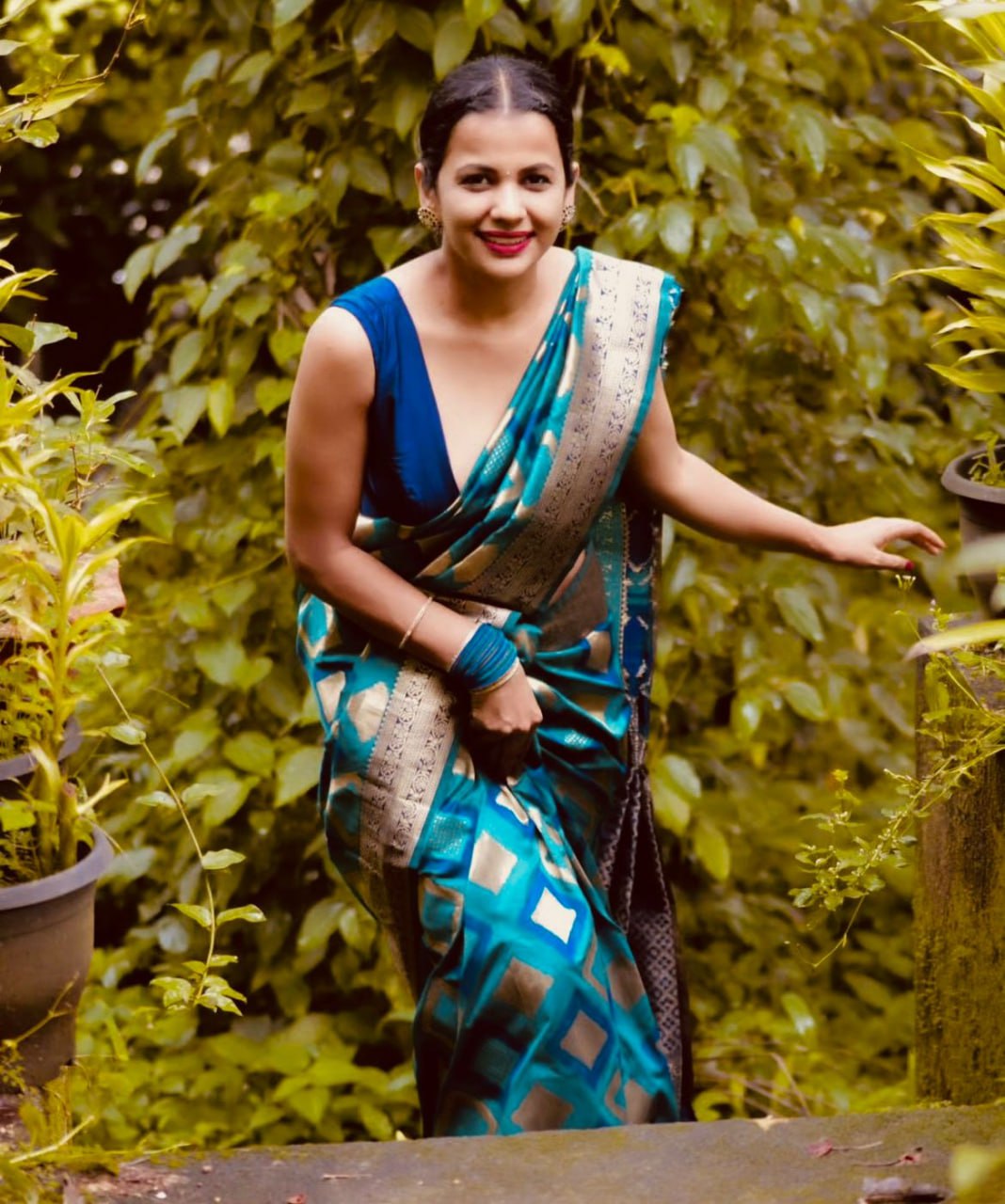 Aqua Blue luxurious Banarasi Weaves soft Silk Saree