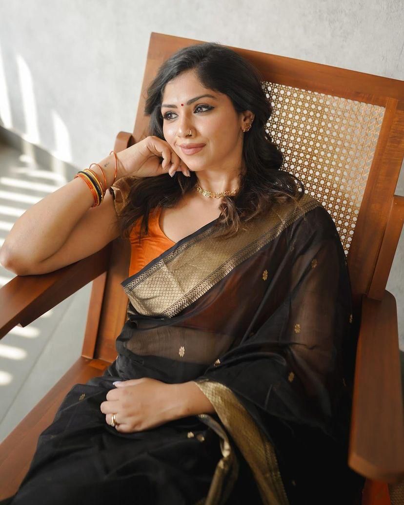 Flamboyant Black Cotton Silk Saree