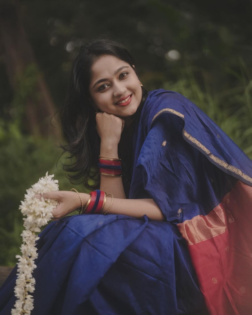 Exquisite Navy Blue Cotton Silk Saree
