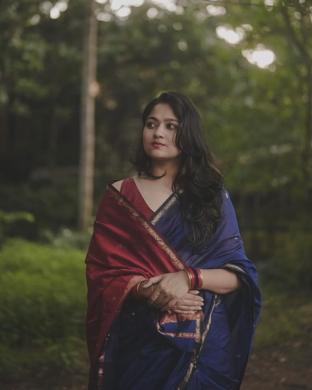 Exquisite Navy Blue Cotton Silk Saree