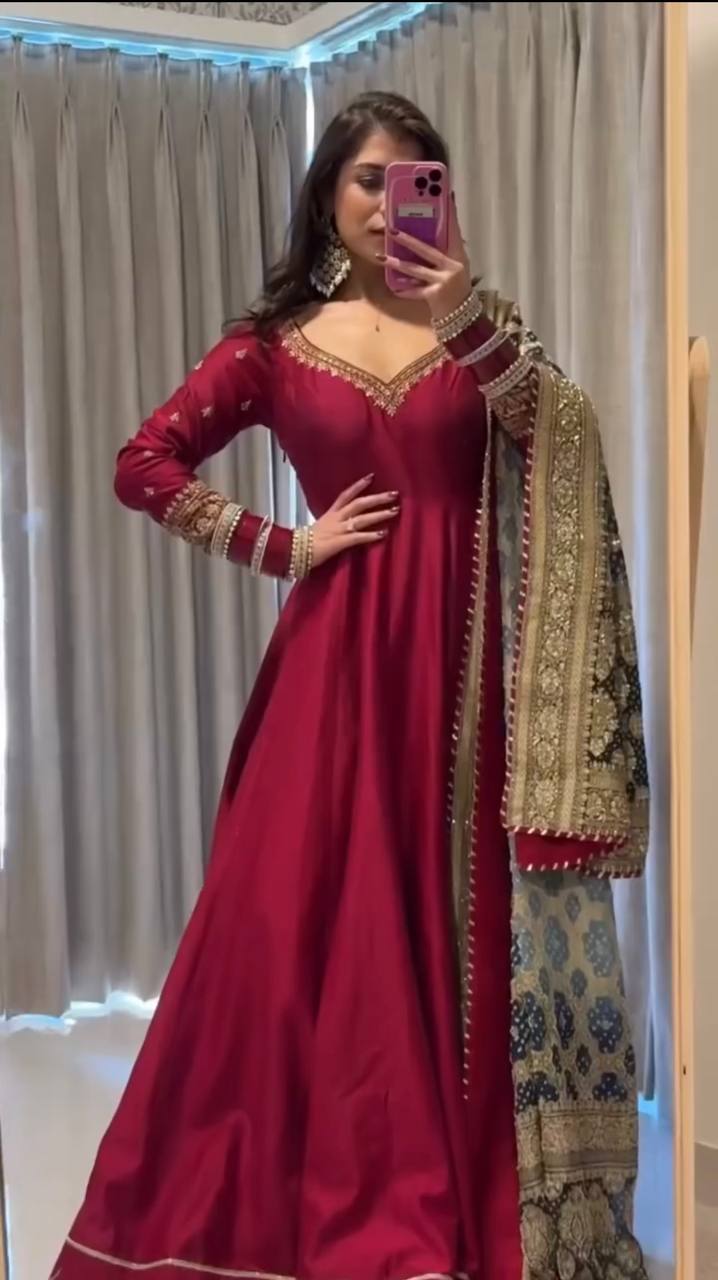Rani Pink Embroidered Anarkali Kurti with Pant & Printed Dupatta – Festive Wear Set