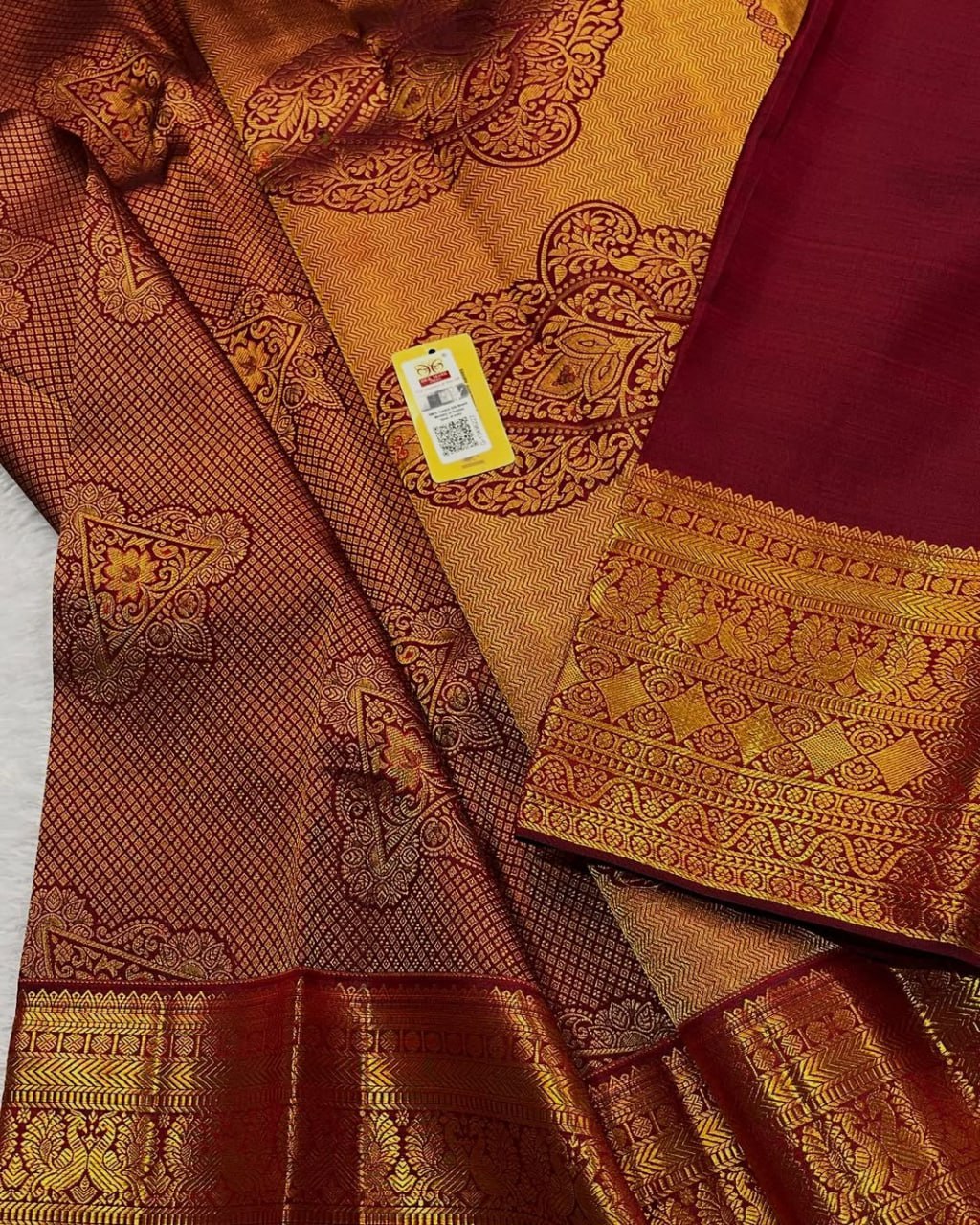 Ilkal – Banarasi Soft Silk Saree with Rich Zari Weaving and Minimal Design